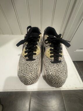 Nike Spot-Print Sneakers in Cream, Black & Yellow